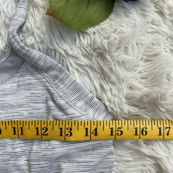 Lululemon Rally Your Heart Tank Grey and White - Picture 8 of 8